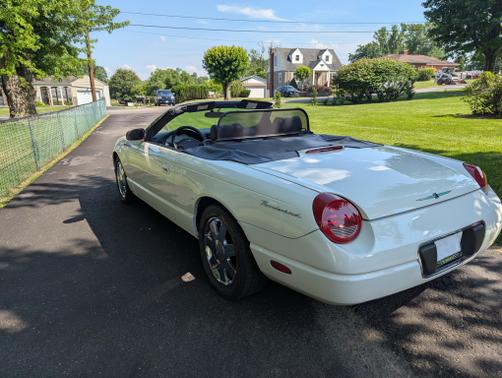 2002 Ford Thunderbird Deluxe