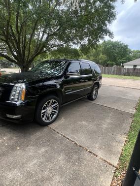 2013 Cadillac Escalade Premium