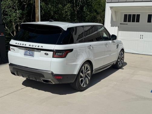 2021 Land Rover Range Rover Sport HSE Silver Edition