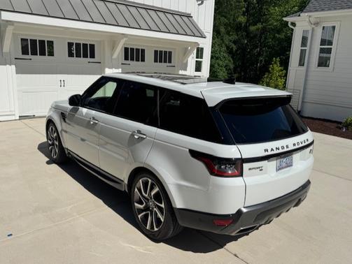 2021 Land Rover Range Rover Sport HSE Silver Edition