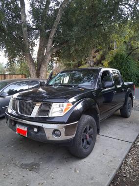 2005 Nissan Frontier SE Crew Cab