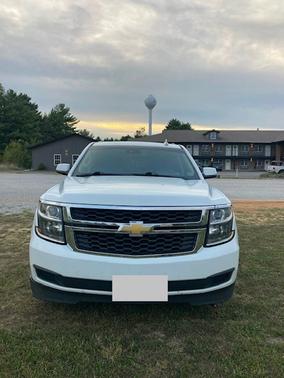 White 2016 Chevrolet Suburban LT