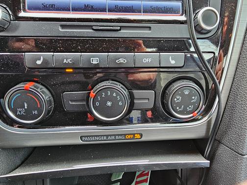 2015 Volkswagen Passat 2.0L Manual TDI SE