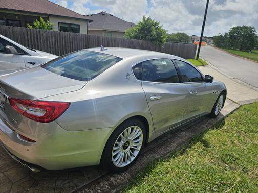 Silver 2014 Maserati Quattroporte S Q4
