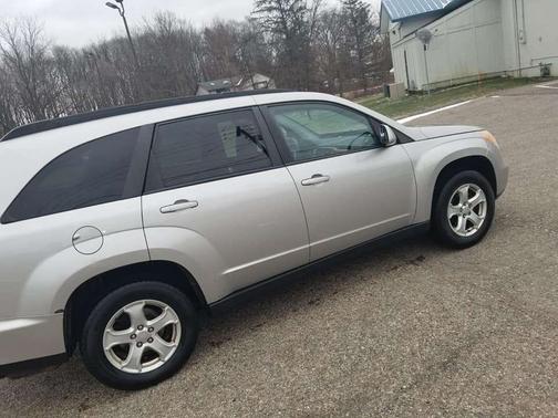 Silver 2008 Suzuki XL7 Luxury