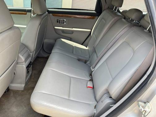 Silver 2008 Suzuki XL7 Luxury
