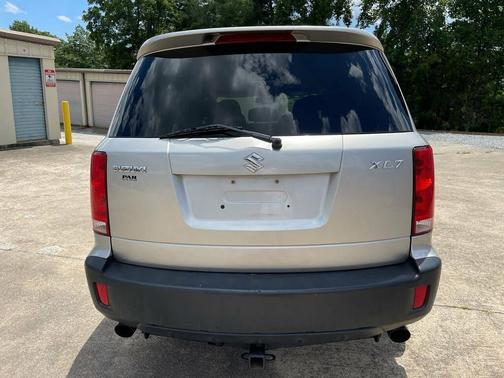 Silver 2008 Suzuki XL7 Luxury