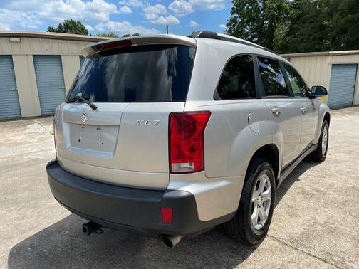 Silver 2008 Suzuki XL7 Luxury