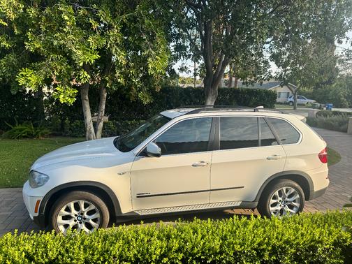 White 2013 BMW X5 xDrive35i Premium