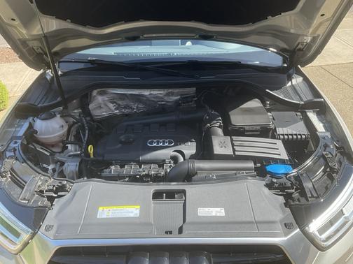 2018 Audi Q3 2.0T Sport Premium
