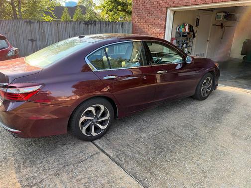 Red 2016 Honda Accord EX-L V-6