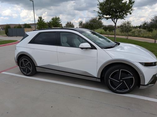 White 2025 Hyundai IONIQ 5 Limited