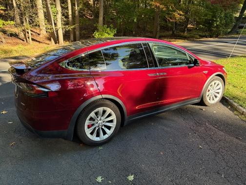 2016 Tesla Model X P90D
