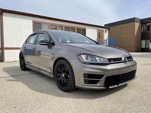 Gray 2015 Volkswagen Golf R 4-Door