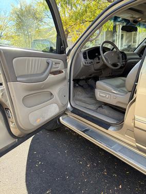 Gold 2005 Toyota Sequoia Limited
