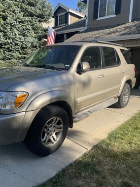 Gold 2005 Toyota Sequoia Limited