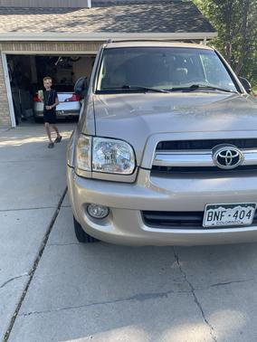 Gold 2005 Toyota Sequoia Limited