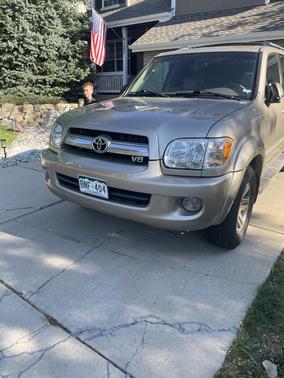 Gold 2005 Toyota Sequoia Limited