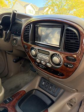 Gold 2005 Toyota Sequoia Limited