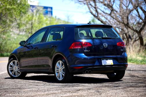 2015 Volkswagen Golf DSG TDI SE