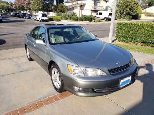 2001 Lexus ES 300 Base