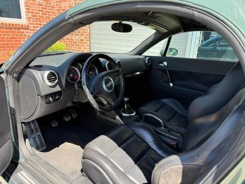 Green 2001 Audi TT Roadster quattro