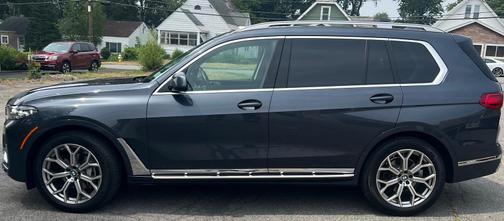 2021 BMW X7 xDrive40i