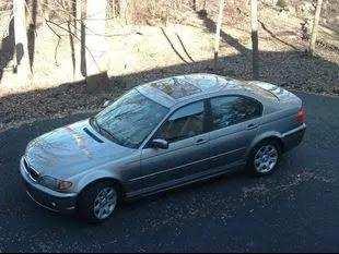 Photo 1 of 6 of 2004 BMW 325 xi