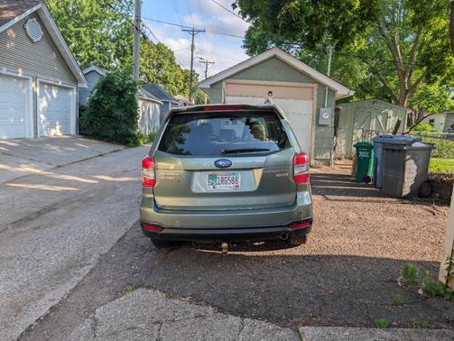 Green 2015 Subaru Forester 2.5i Premium
