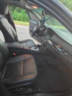 Gray 2010 BMW 528 i xDrive