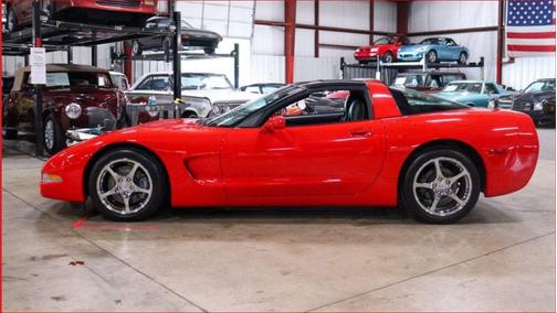 Red 1999 Chevrolet Corvette Base
