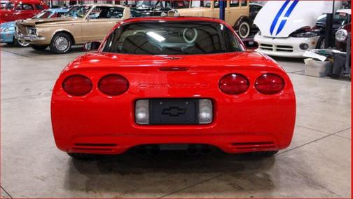 Red 1999 Chevrolet Corvette Base