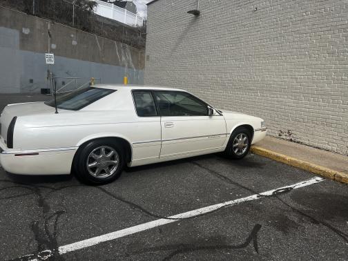 Photo 3 of 6 of 1997 Cadillac Eldorado Base