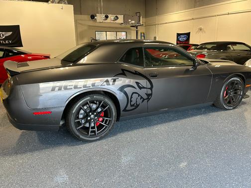 2023 Dodge Challenger SRT Hellcat Jailbreak