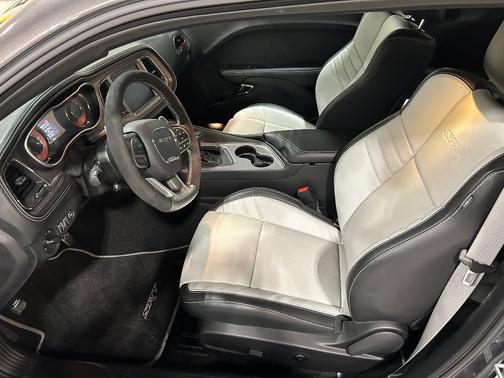2023 Dodge Challenger SRT Hellcat Jailbreak