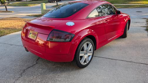 2004 Audi TT 1.8T