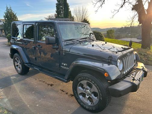 2017 Jeep Wrangler Unlimited Sahara
