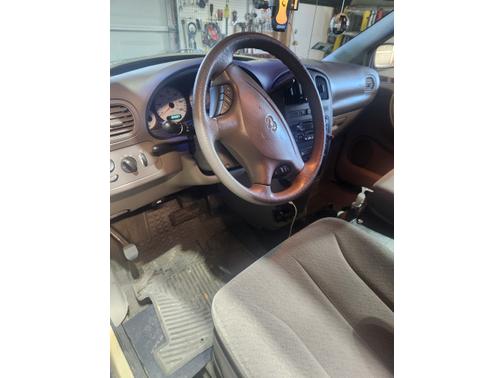 Gold 2001 Dodge Grand Caravan Sport
