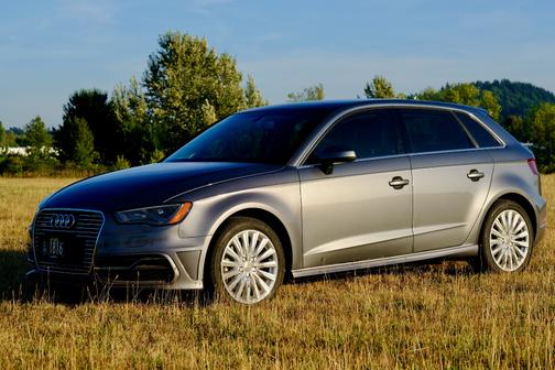 2016 Audi A3 e-tron 1.4T Premium