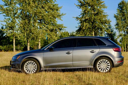 2016 Audi A3 e-tron 1.4T Premium