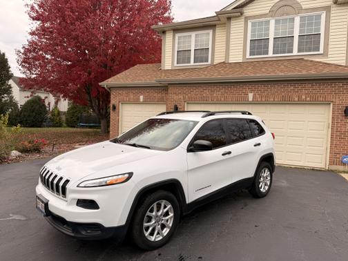 2015 Jeep Cherokee Sport