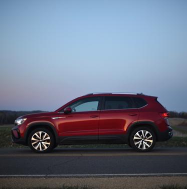 Red 2023 Volkswagen Taos 1.5T SE