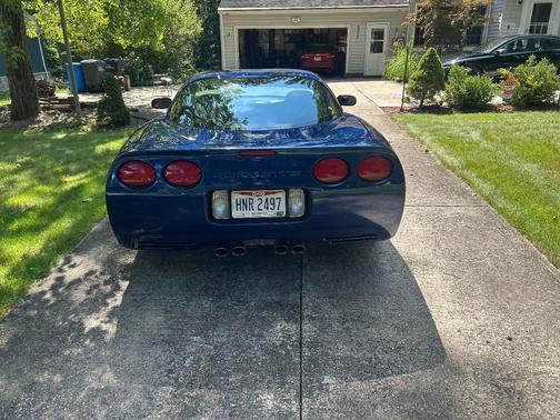 Blue 2004 Chevrolet Corvette Base