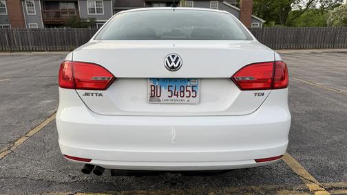 White 2014 Volkswagen Jetta TDI