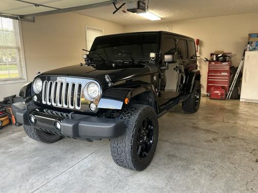 2017 Jeep Wrangler Unlimited Sahara