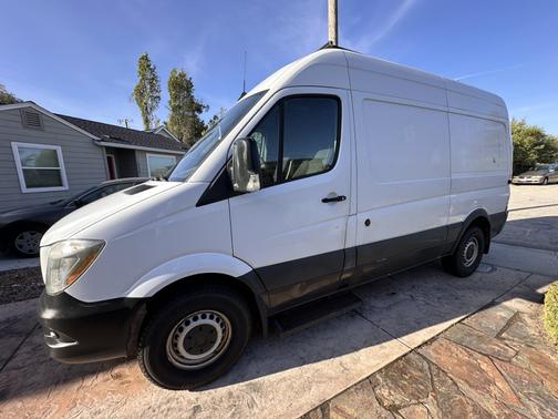 2017 Mercedes-Benz Sprinter 2500 Standard Roof