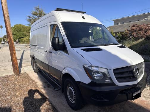 2017 Mercedes-Benz Sprinter 2500 Standard Roof