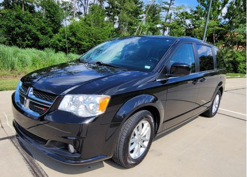 Black 2020 Dodge Grand Caravan SXT