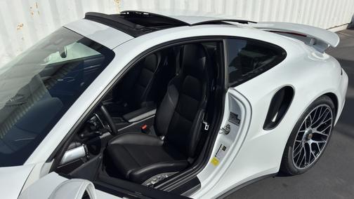 2016 Porsche 911 911 Turbo S