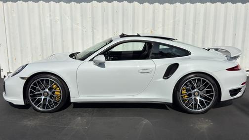 2016 Porsche 911 911 Turbo S
